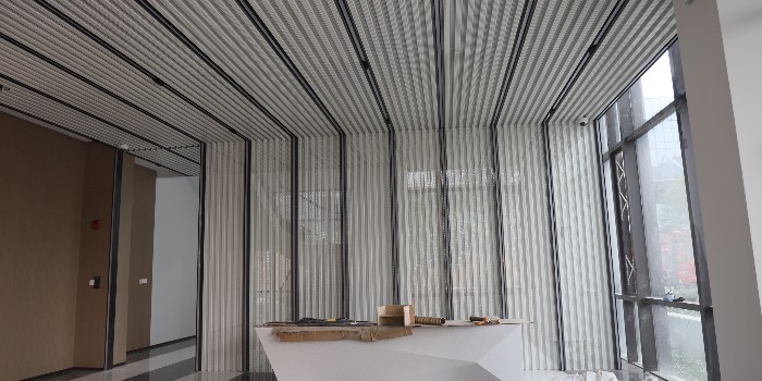 鋁單板廠家哪家強(qiáng)？品牌廠家更有保障