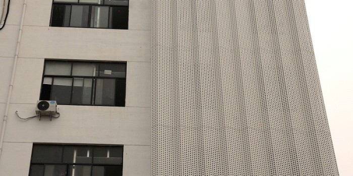 沖孔鋁單板價格