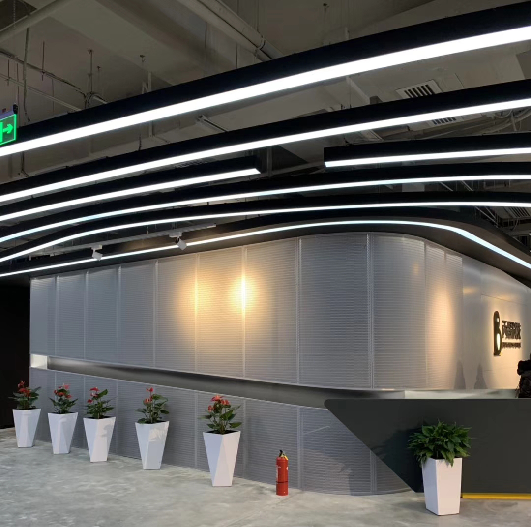 中滬世業(yè)鋁單板廠家教您你如何正確清洗鋁單板？