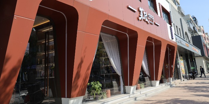 為什么很多鋁單板定制廠家不包含物流費(fèi)？